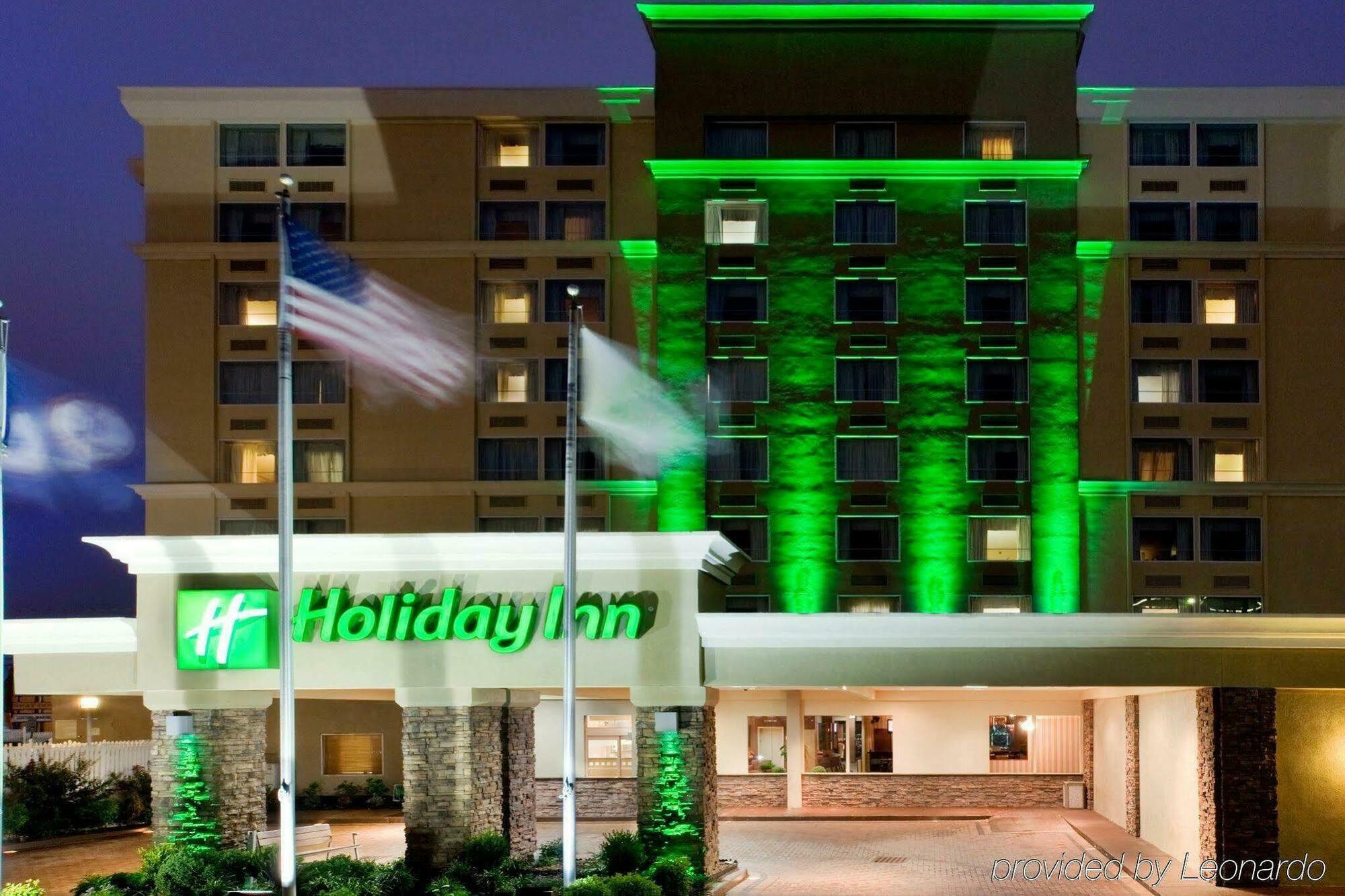 Holiday Inn Express Richmond - Midtown, An Ihg Hotel Exterior photo